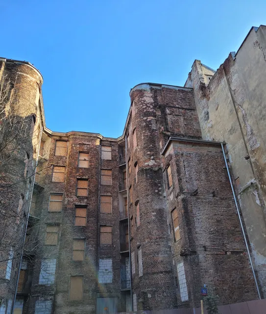 Kamienica przy Waliców 14