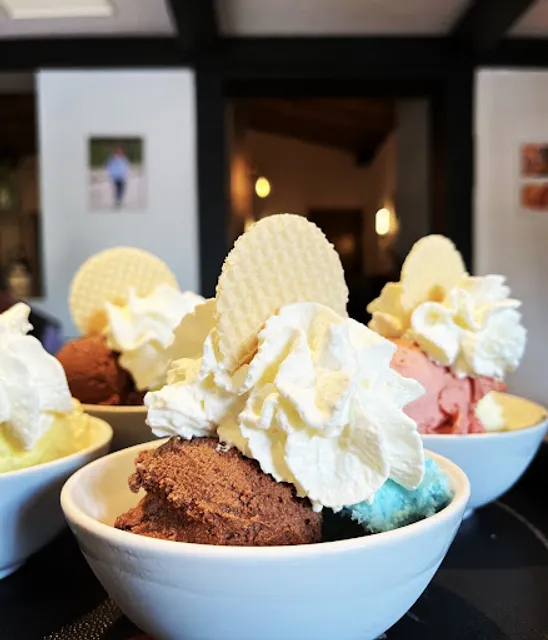 Rewend Restaurant Café Bar