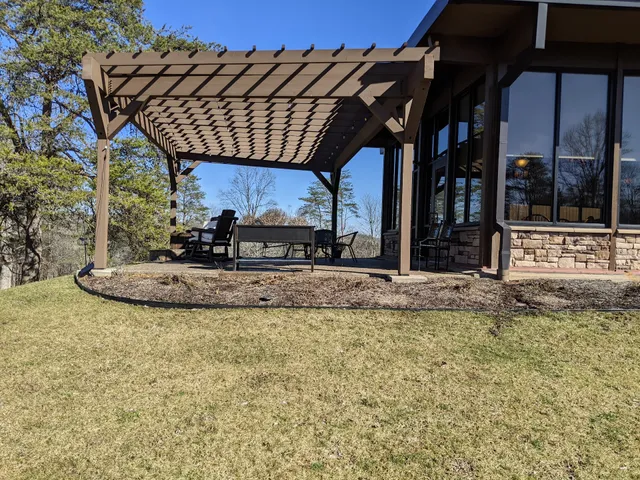 North Bend State Park Lodge