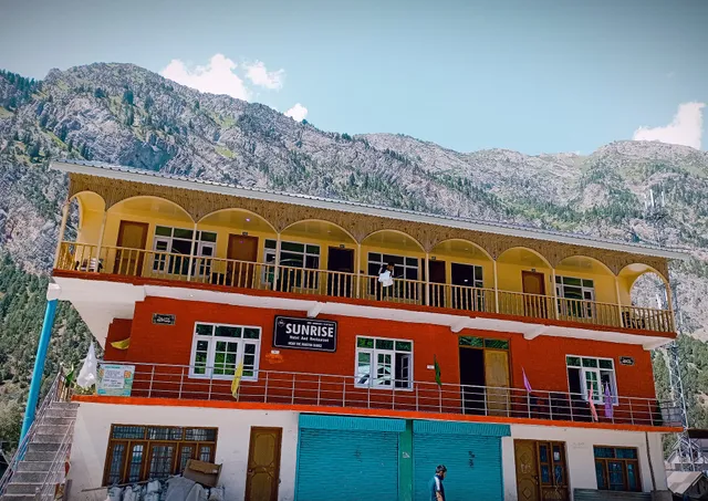 SUNRISE HOTEL AND RESTAURANT