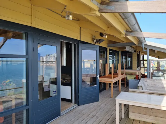 Panta Rhei Lounge & Bites