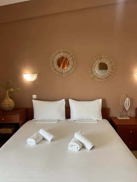 EVGENIA STUDIOS & APARTMENTS