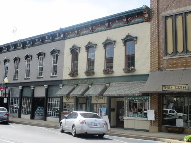 Tucker Diamonds & Gold Inc