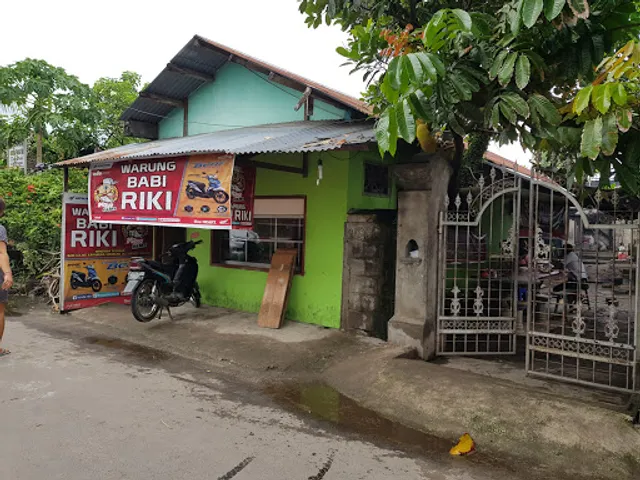 Warung Babi Riki