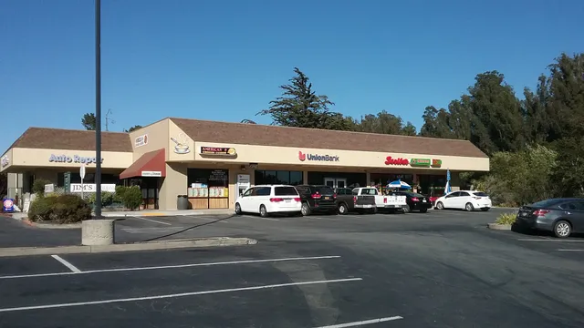 Prunedale Shopping Center