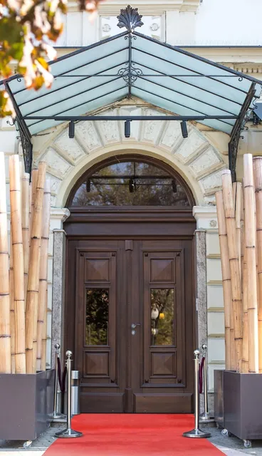 Хотел Гранд Хедонист