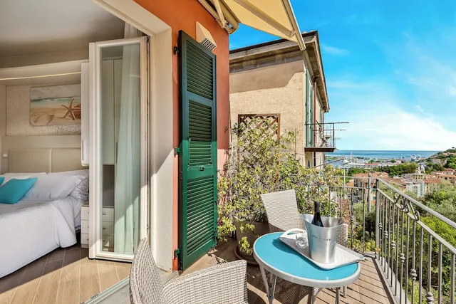 Dreams & Luxury Dreams Guest House - Affittacamere La Spezia & 5 Terre Bed&Breakfast