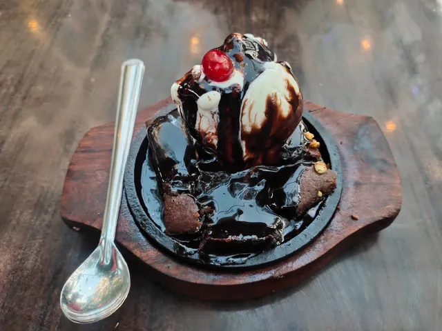 24 carat ice cream parlour