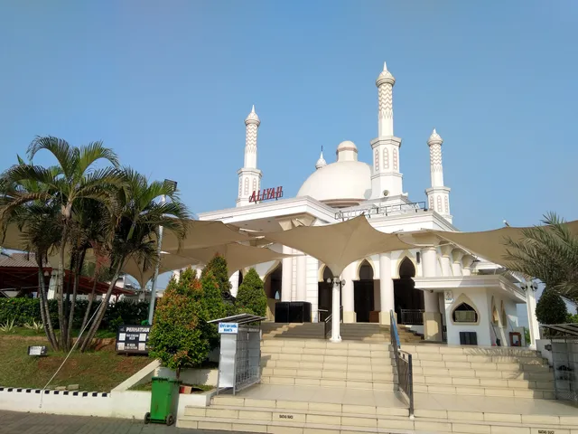 Aliyah Jami Mosque
