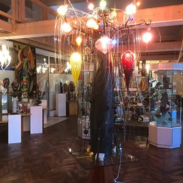 Musée citoyen des arts verriers - La Bourboule