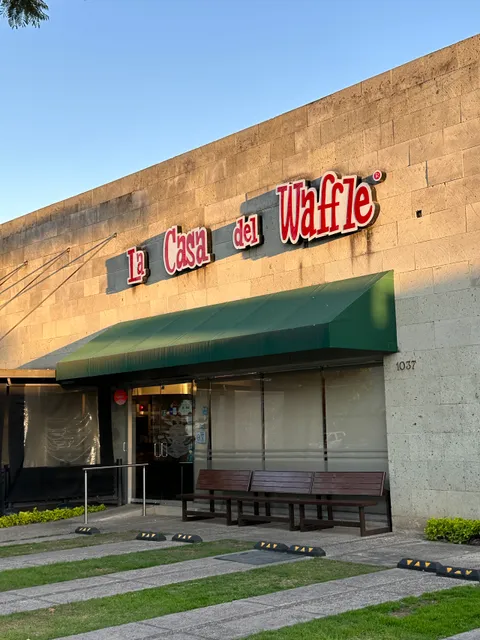 La Casa del Waffle