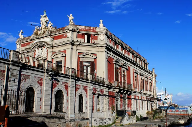 Palazzo dell'Immacolatella