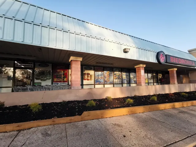 St. George Plaza (Linden)