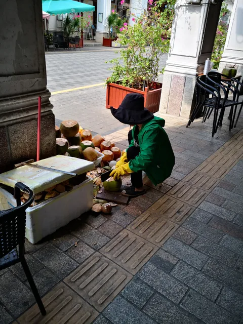 Qilou Old Street Wenchang Ji Restaurant