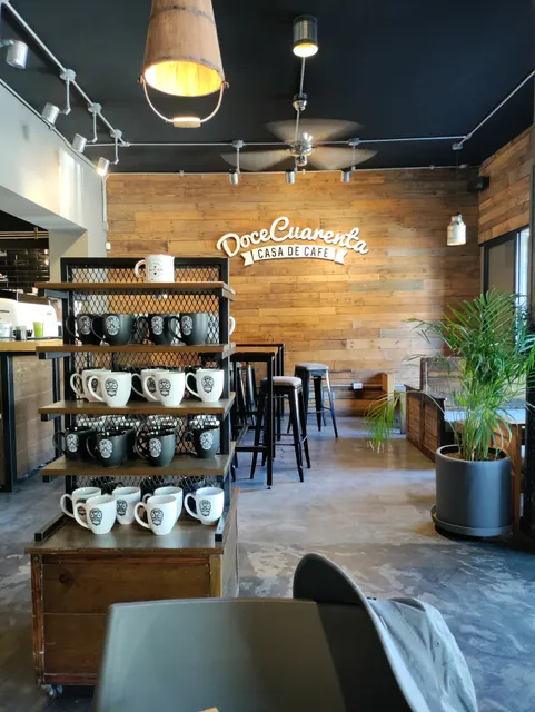 Doce Cuarenta Coffee & Bakery
