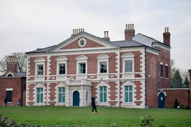 Lightwoods Park and House