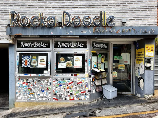 Rockadoodle Nashville Hot Chicken Itaewon