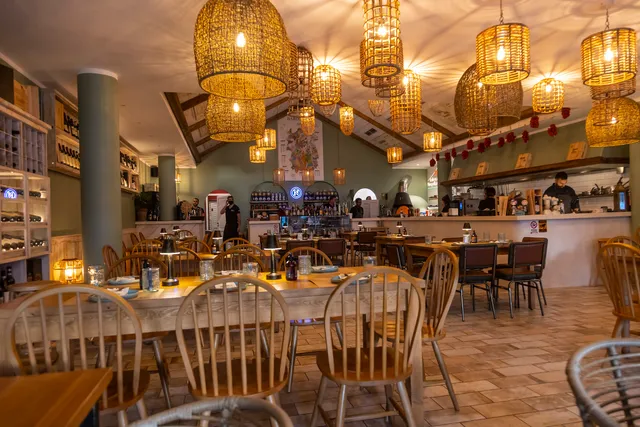 Napul'è Italian Comfort Food & Wine