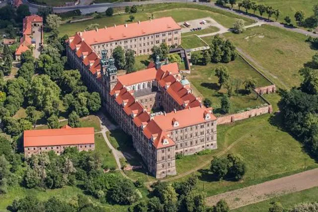 Otmuchów Castle