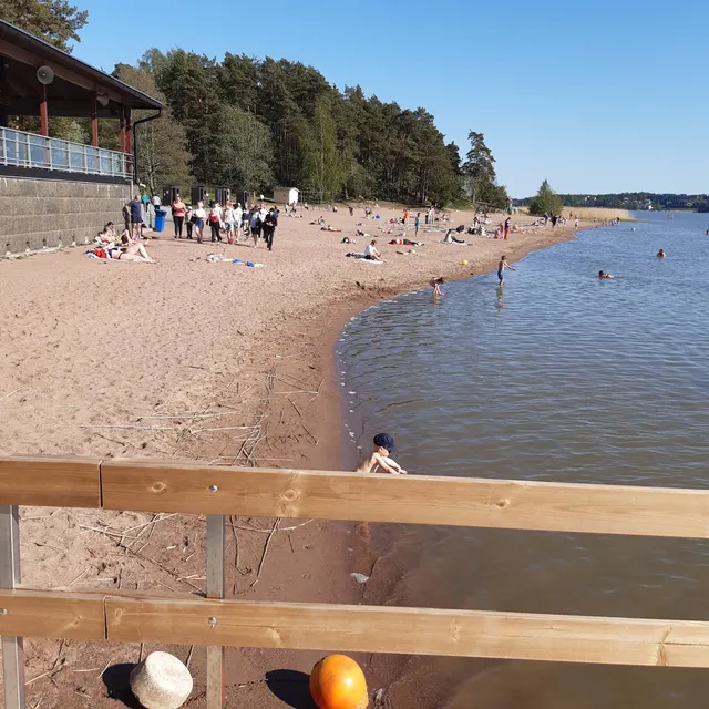 Ispoinen Beach And Winter Sauna (Sept-May)