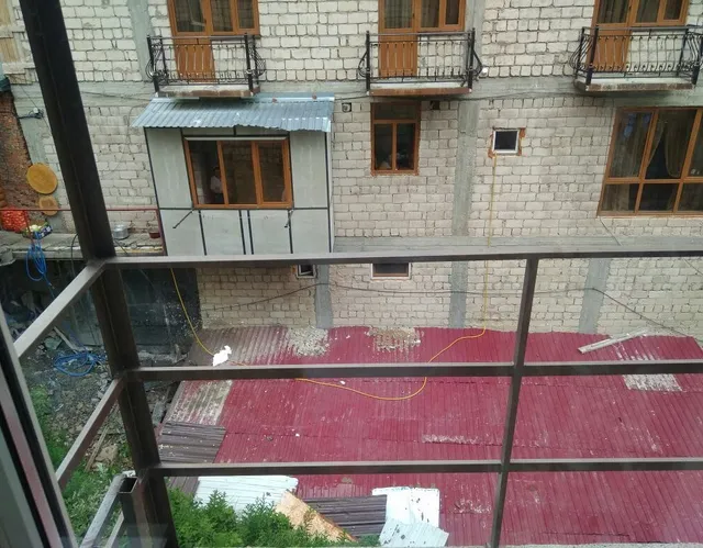 Otel'-Kafe "Vertikal'"