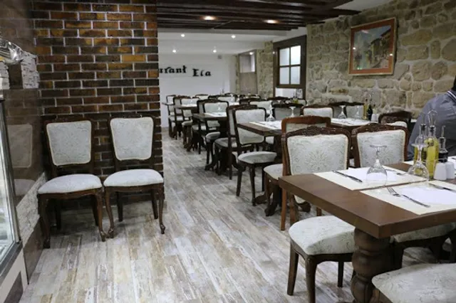 Restaurant Ella