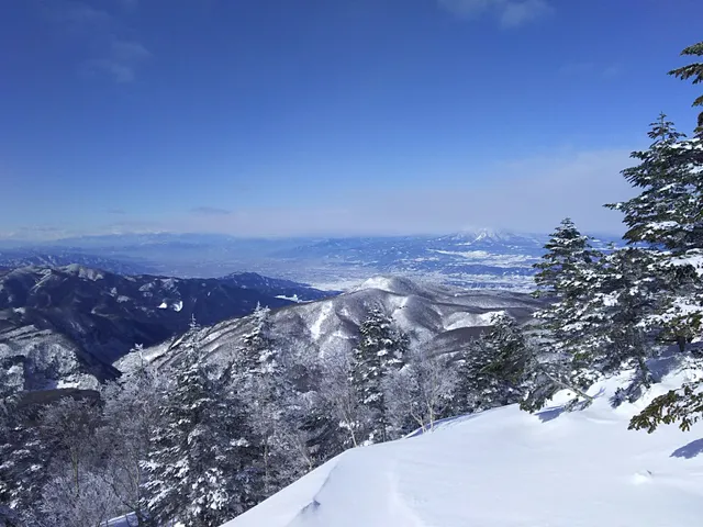 Yakebitaiyama Ski area