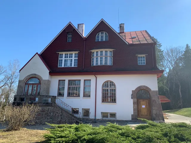 Inčukalna medību pils