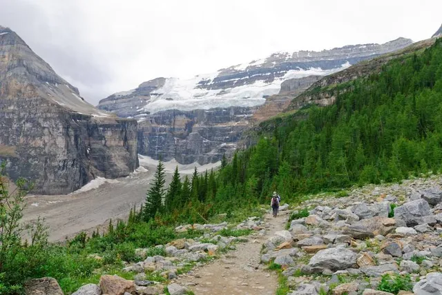 Plain of Six Glaciers