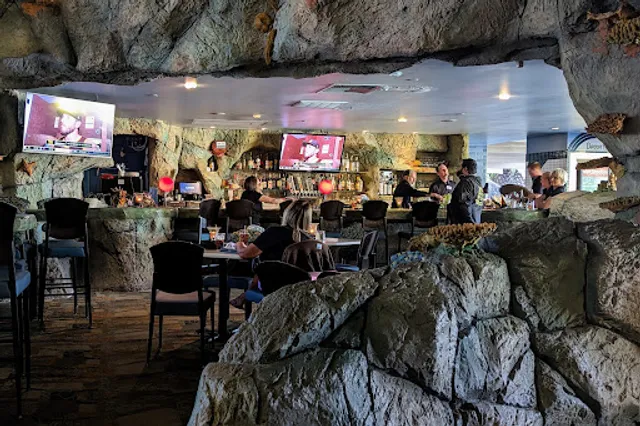 Anthony's Fish Grotto