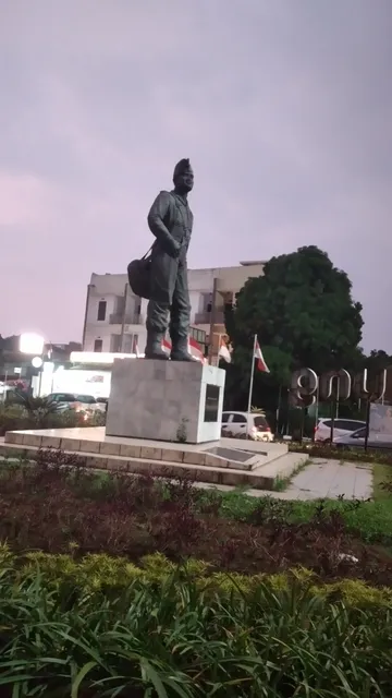 Monumen Husein Sastranegara