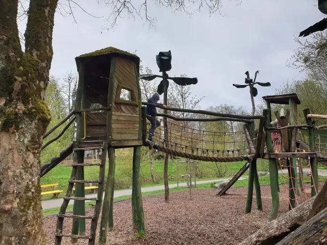 Dschungelspielplatz
