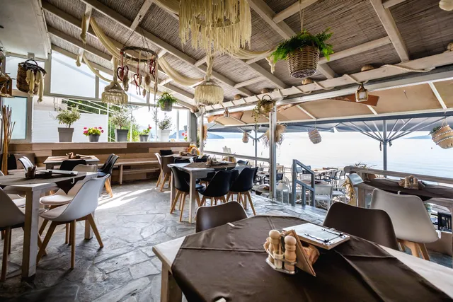 ARCADIA APARTMENTS, ΕΝΟΙΚΙΑΖΟΜΕΝΑ ΔΩΜΑΤΙΑ, ΤΑΒΕΡΝΑ