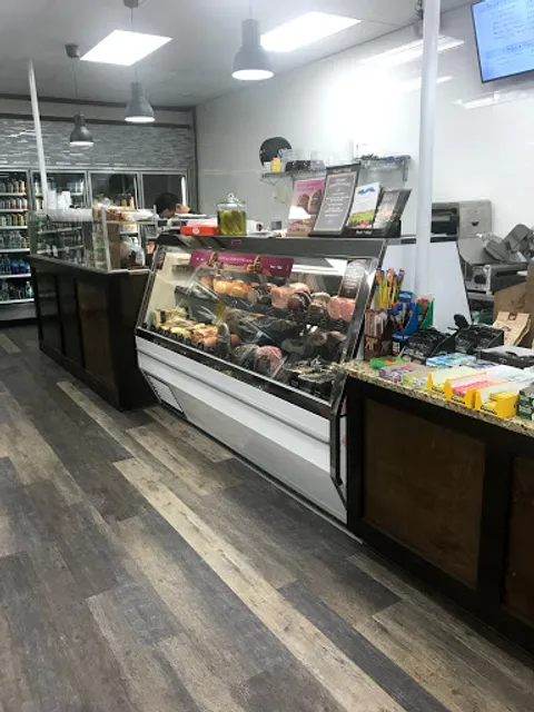 Sue’s Produce Market & Deli