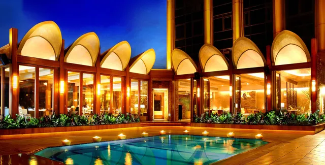 London Club Cairo Casino