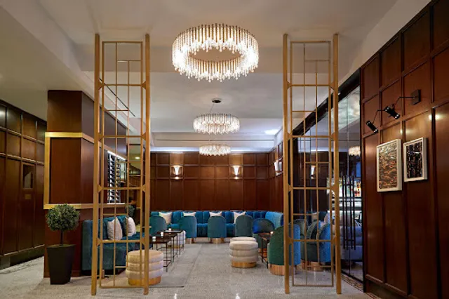 Allure Cocktail Lounge