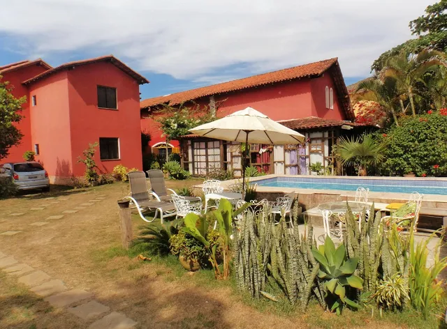 Skandalo Pub Pousada