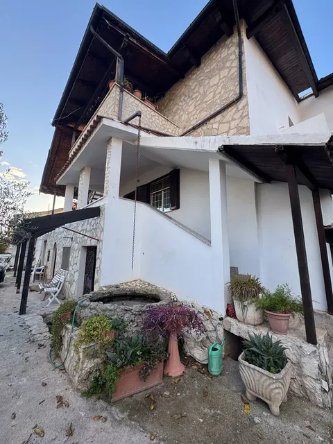 Casa di Cinzia - Giardini di Corcolle