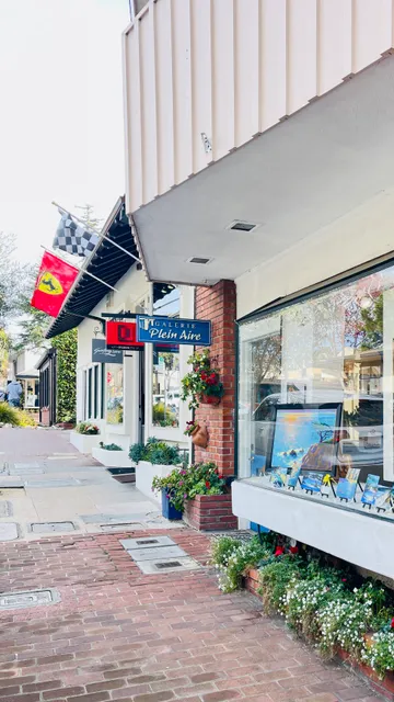 The Little Swiss Café