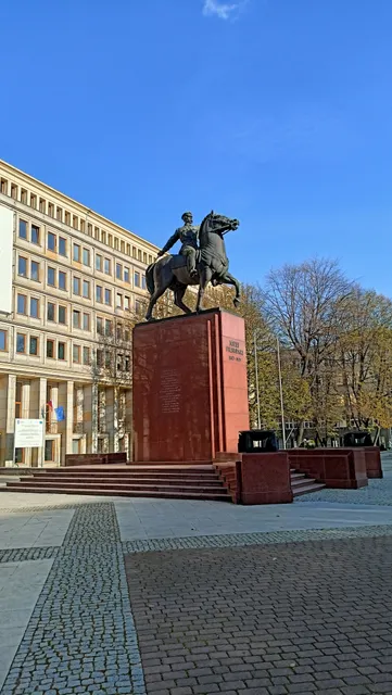 Józef Piłsudski Monument