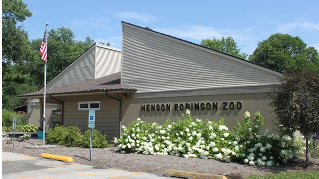 Henson Robinson Zoo