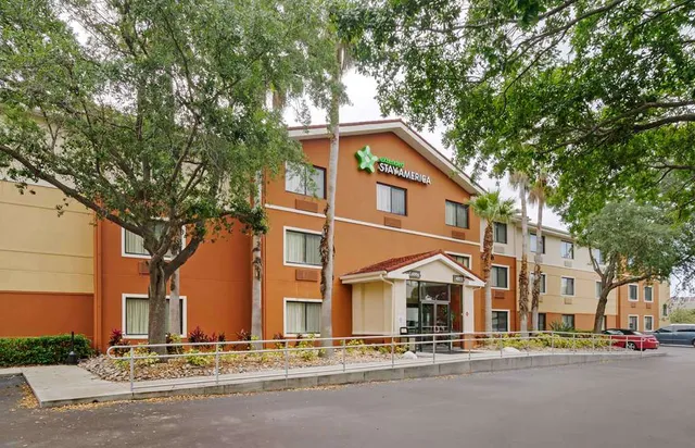 Extended Stay America Select Suites - Tampa - Airport - Memorial Hwy.