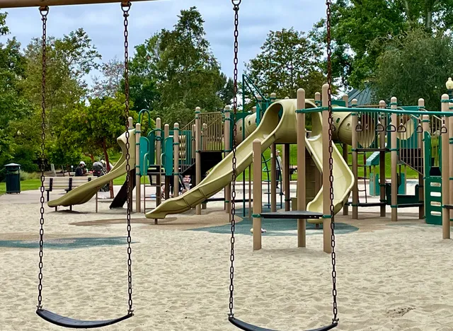 Cottonwood Creek Park