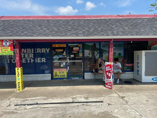 Cranberry Halal Pizza & Grill (All food is 100% Halal)