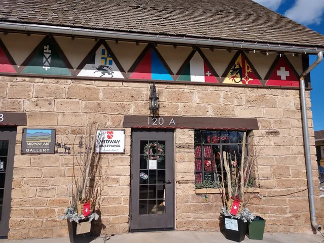 Midway Must Haves Souvenir Shoppe