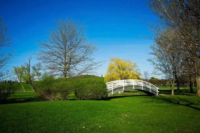 Mooney's Bay Park and Beach