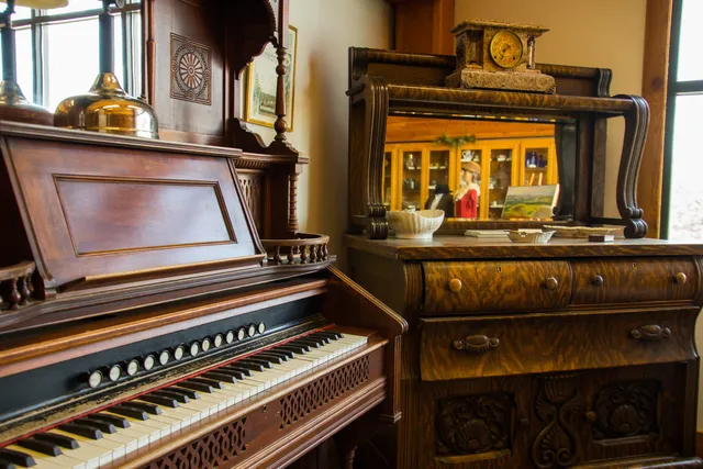 Long X Visitor Center