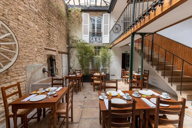 Les Remparts Hotels & Demeures Historiques