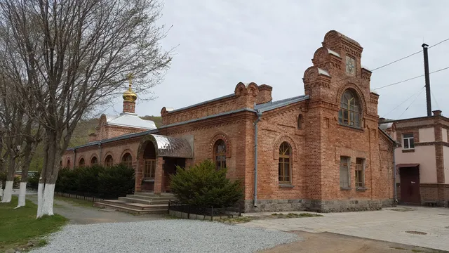 Svyato-Serafimovskiy Monastyr'