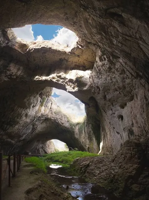Cueva de los Gigantones